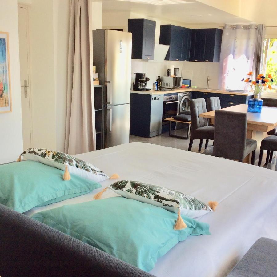 Bienvenue Chez Alain Et Marie Apartment Antibes Exterior photo
